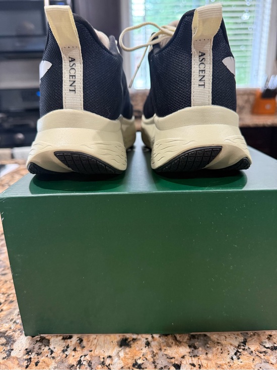 Men’s Black and Cream Athletic Running Shoe main image 4
